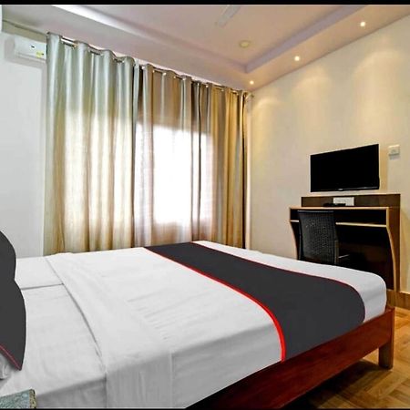 Capital O 26866 Megha Resort Jorhāt Exterior foto
